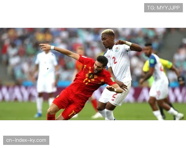 埃弗顿米科连科与奥布莱恩边路防守稳固，限制蓝军边锋发挥